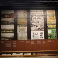 Neuseeland ist schon sehr lange beliebt bei Auswanderern. Vor 200 Jahren wurden die Leute mit Farm-Land und Jobs angelockt.