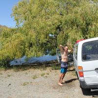 Die schönste Dusche bisher: Super Wetter, Badesee und Camping Solar Dusche